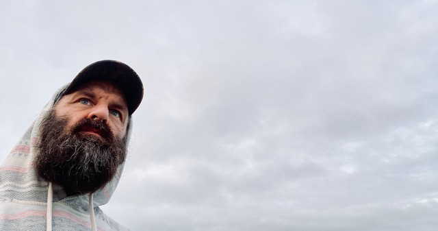 28.4. / ARTSY AFTERNOON – CHIK WHITE (CA) – SLICE/LISA HOLMÉN/MONIA KIMARA – AMON DÜDE